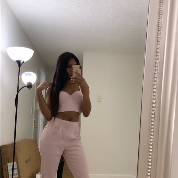 Two piece set - Picture 5 of 7